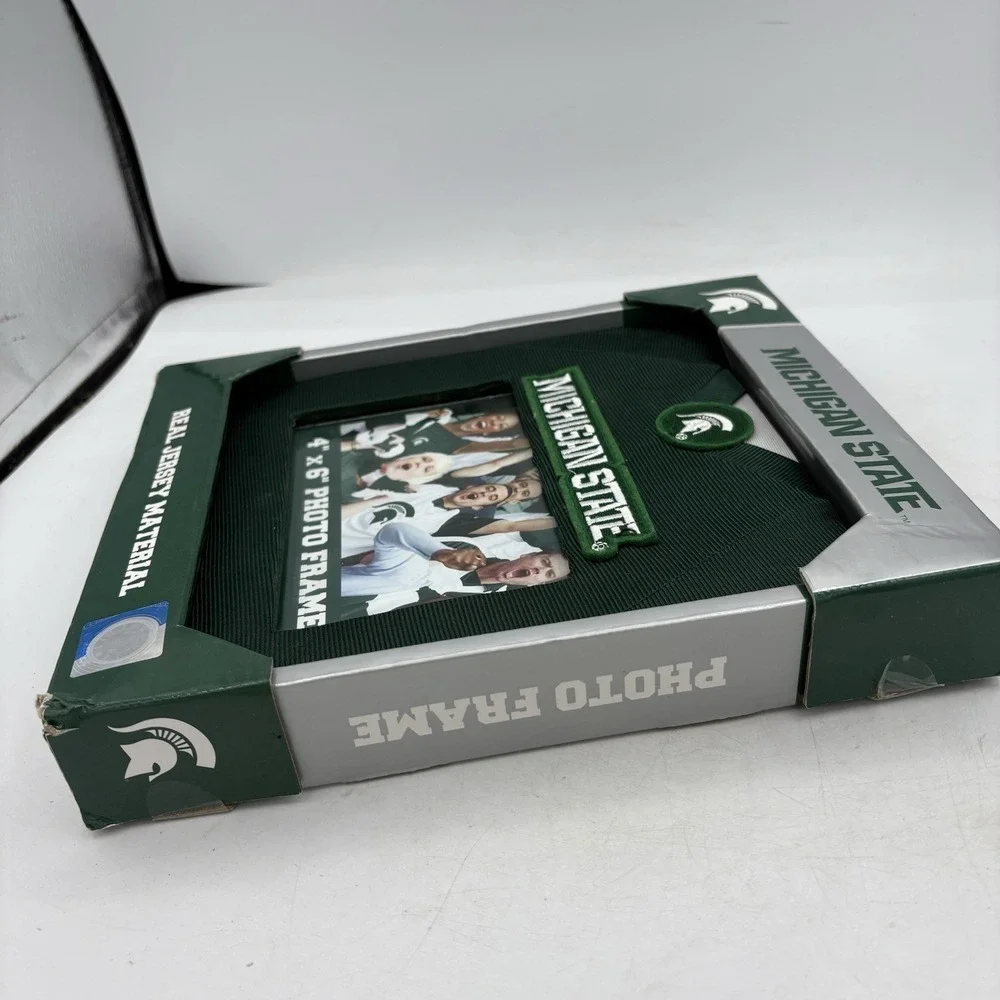 MasterPieces Photo Frame Michigan State Spartans NCAA Uniformed Jersey Grad Gift